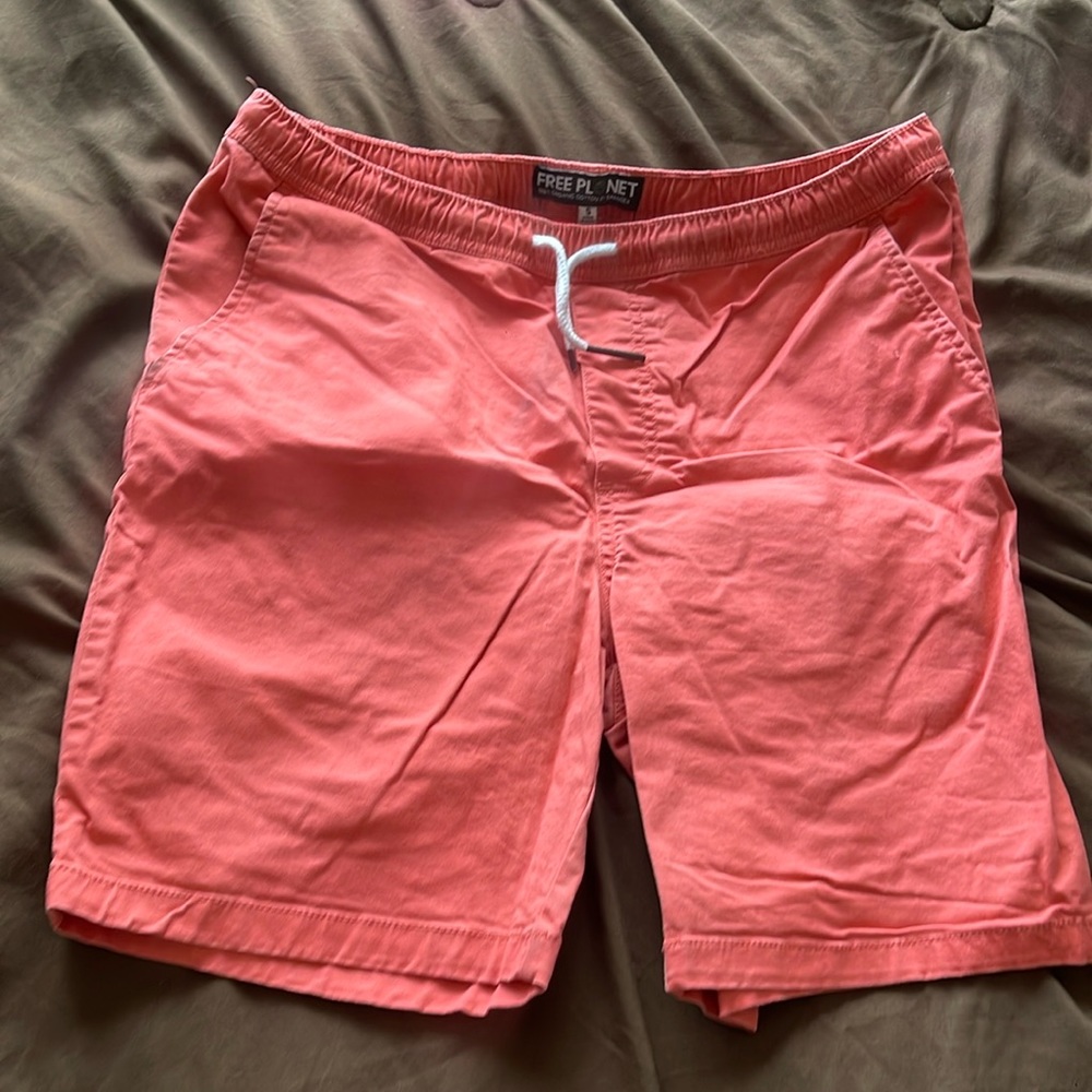 Dark salmon shorts